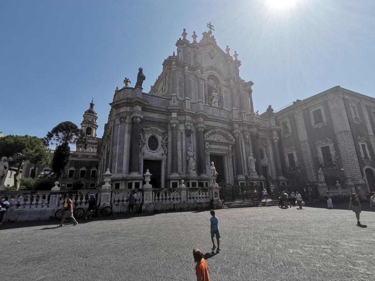 Duomo Home Катания Екстериор снимка